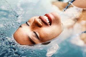 Are waterless beauty products right for your cosmetics brand? 