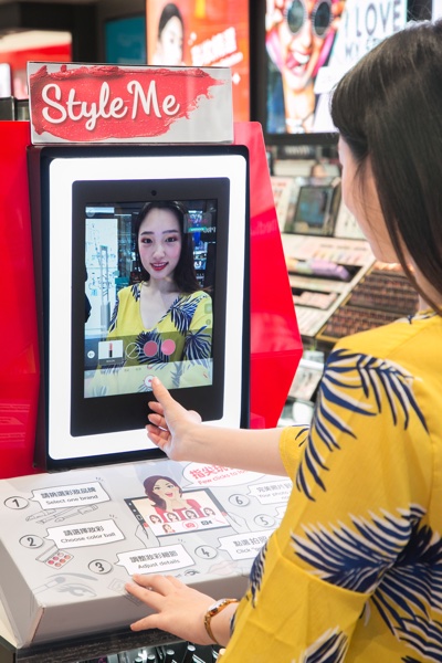 At Watsons stores in Taiwan digital features take centre stage in-store