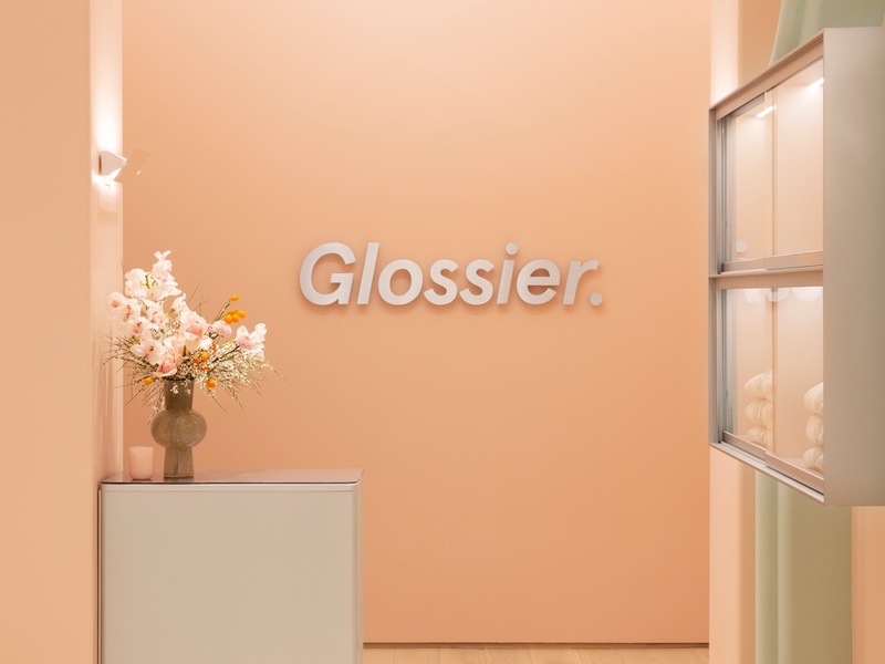 Glossier opens first store in the Midwest as it grows its bricks-and-mortar offering