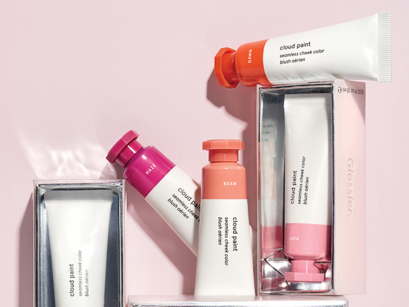Glossier secures  million new funding, valuing the digital native at .8 billion