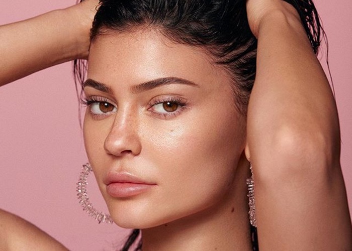 Jenner's skin care brand European debut with Douglas