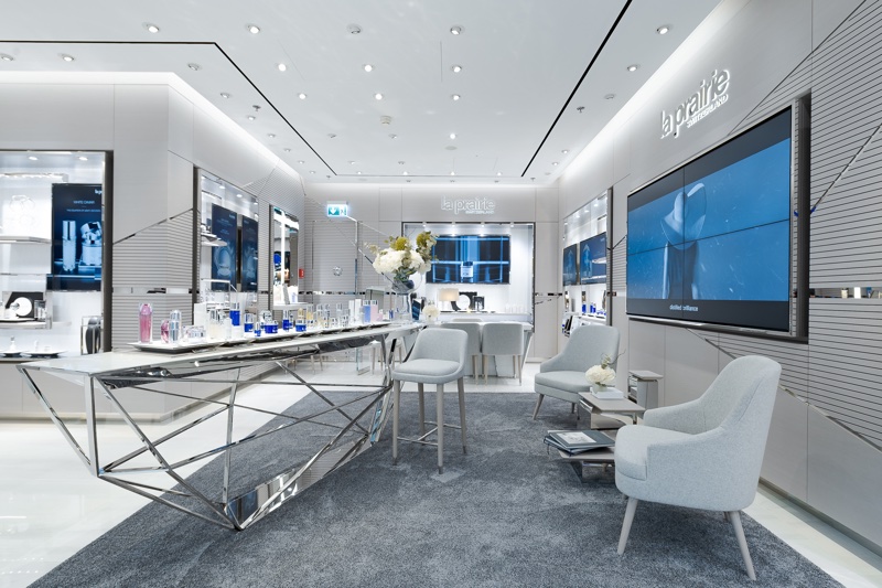 La Prairie welcomes largest retail space back to Zürich Airport