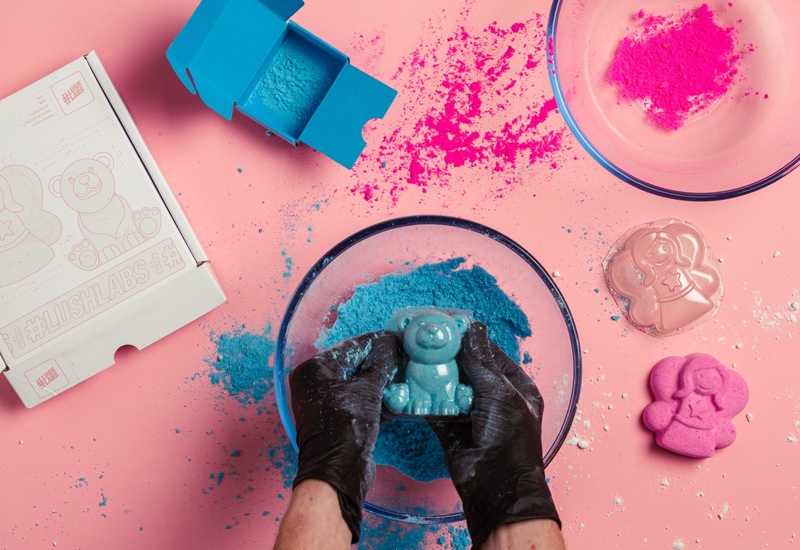 Lush encourages athome creativity with bath bomb kits