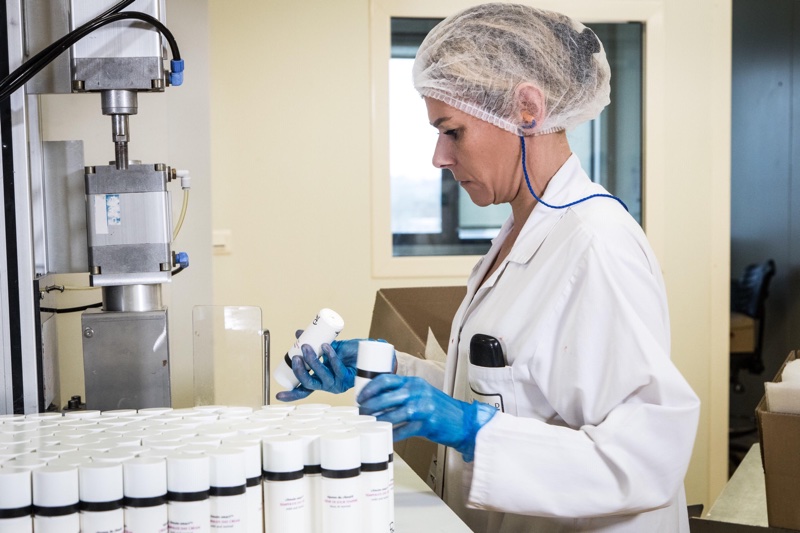 Pour Moi Skincare welcomes consumers into its lab for new campaign 
