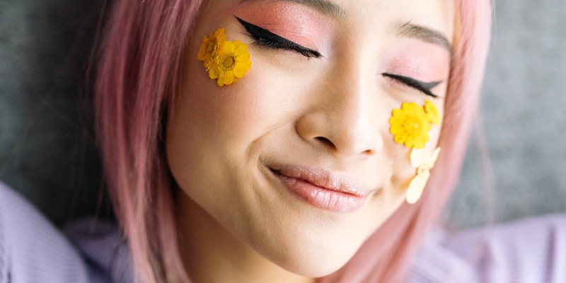 Vegan make-up: Beauty drops beetle carmine and other animal pigments