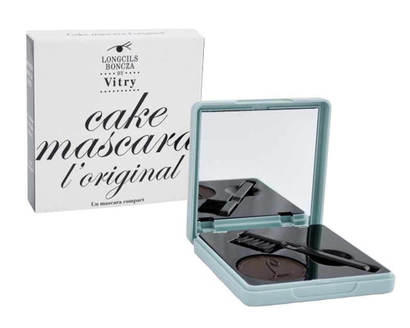 Why 'cake mascara' is making a comeback