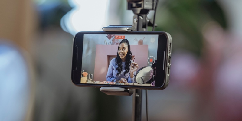 Australia crackdown on cosmetics advertising hits influencers 
