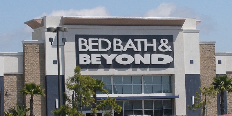 Bed Bath & Beyond warns of bankruptcy