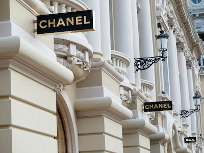 Chanel wrapped up in Chocolate @ No. 5 logo dispute