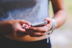 Consumers demand new standards to combat fake online reviews 
