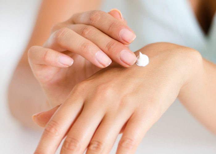 Coronavirus pushes innovation in safe beauty sampling 