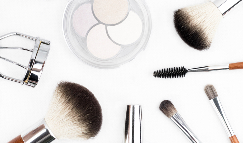 Cosmetics packaging industry to top bn