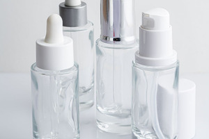 Discover ROMA's 30ml classic round bottle pack