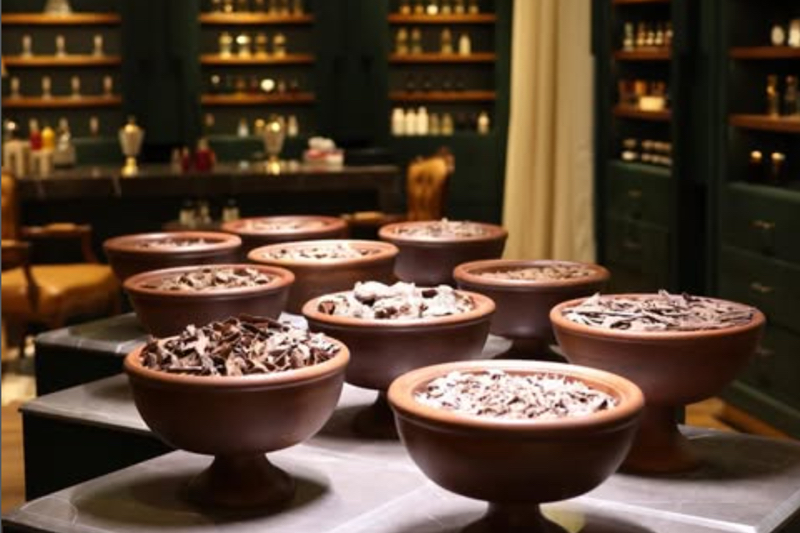 dsm-firmenich makes Middle East push with creative fragrance concept Po ONE Lab