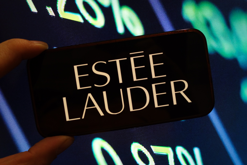 Estée Lauder Companies Q3 sales slump on worsening US demand