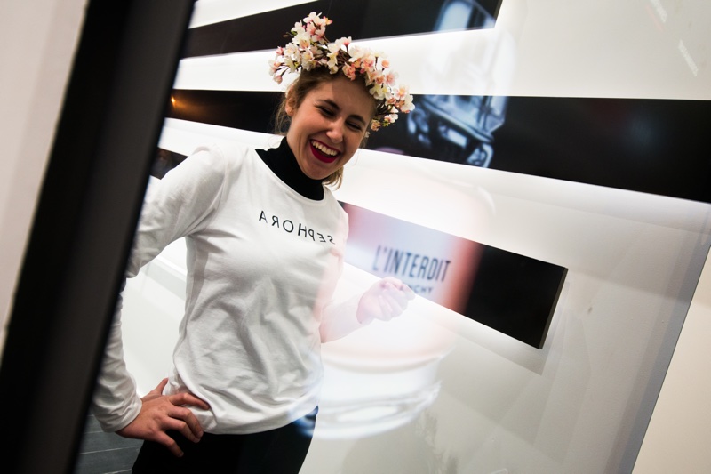 Facial scanning and virtual shopping carts among features predicted to hit retail sector by 2040 