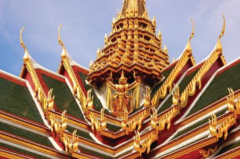 Floods force cancellation of ‘Beauty week in Bangkok’