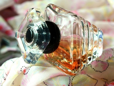 Fragrance supplier Symrise tops €2bn sales mark