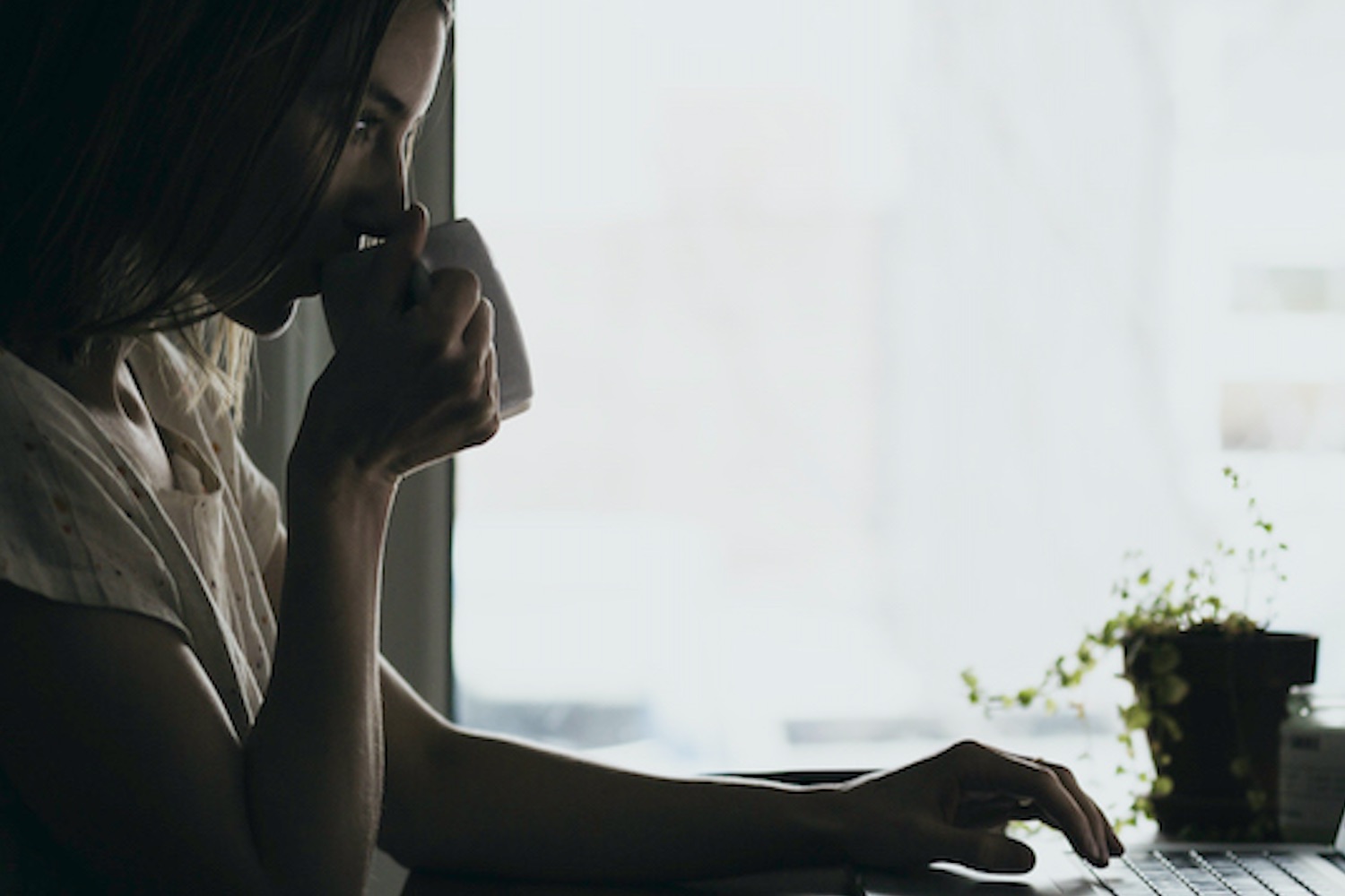 From 'bombs' to bots: What is being done about fake and misleading beauty reviews?