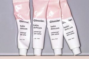 Glossier is entrusting its product shipment to this company
