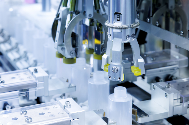 Has Estée Lauder Companies met its 2026 social impact and sustainability goals?