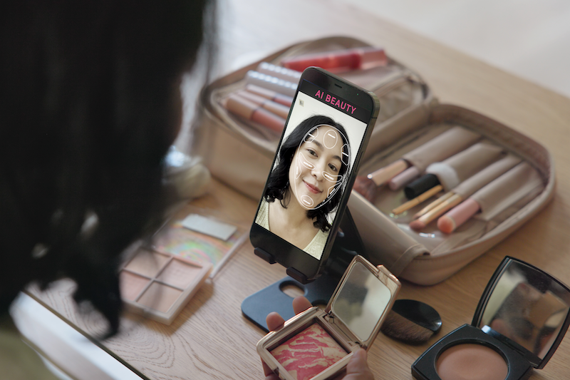 How AI beauty advisors are impacting organic discovery and in-store experts