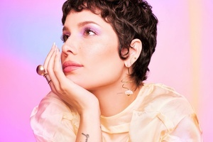 Ipsy matches with beauty ‘junkie’ Halsey for new curation 