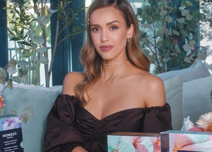 Jessica Alba’s Honest Beauty aims for $1.5bn US IPO