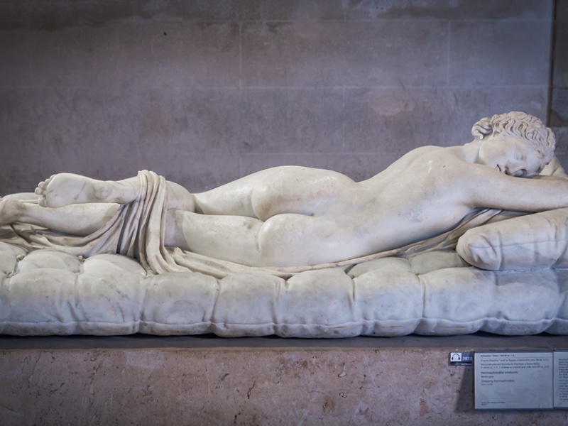 L’Oréal teams up with The Louvre on beauty-inspired art exhibition