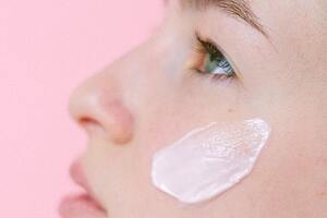 Lack of regulation blights beauty industry, report finds 