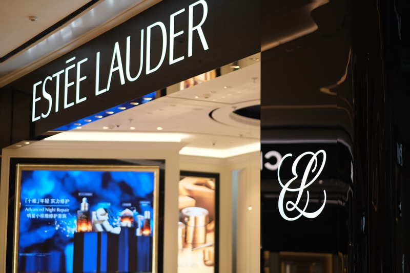 Leonard Lauder’s family to sell $1 billion worth of Estée Lauder Companies shares