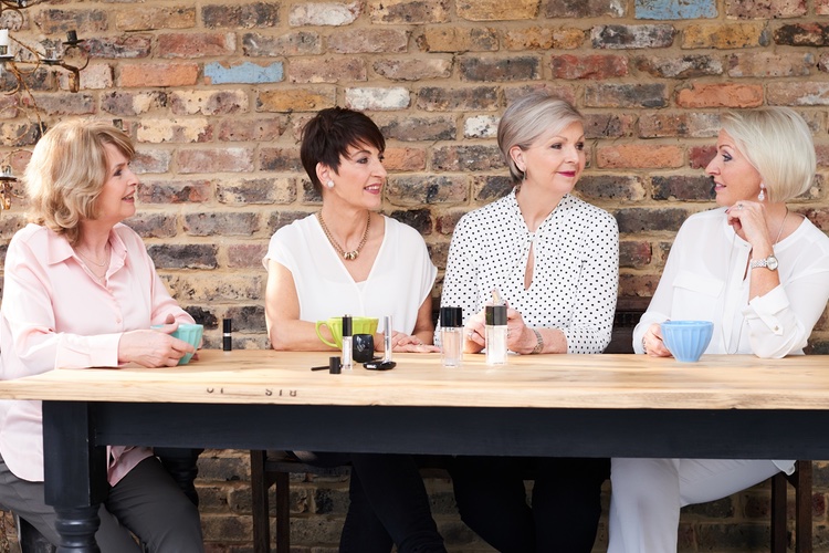 Look Fabulous Forever adopts Avon rep-style selling initiative