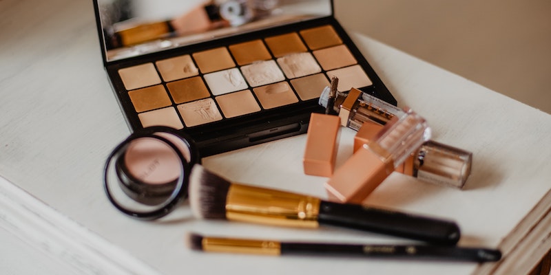 Multi-use make-up trend drives decline in prestige beauty sales