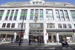 Next buys out Victoria’s Secret UK business 
