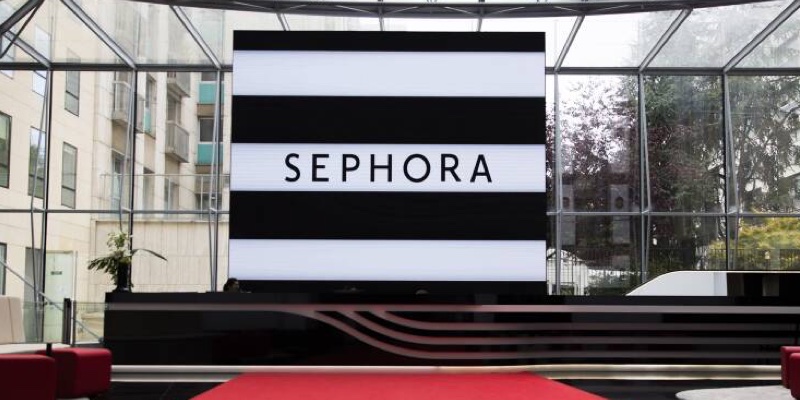 Sephora to sell Russian subsidiary 
