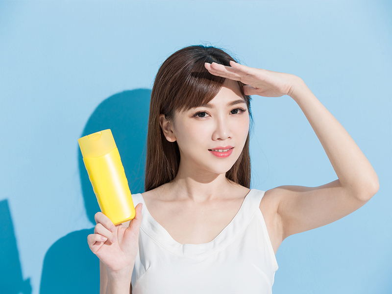 Shoppers trade down to basic sun protection to overcome extra expense