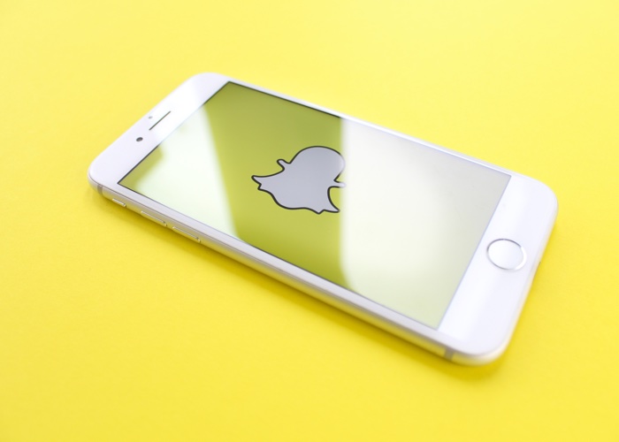 Snapchat adds beauty brands' AR features to platform
