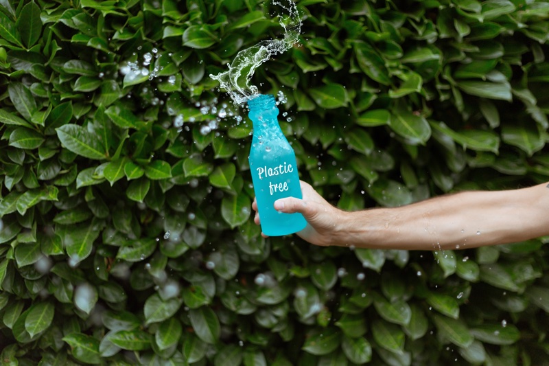Sustainable packaging solutions: Protecting the planet from plastic pollution 
