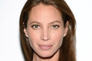 Turlington named face of Imedeen